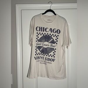 Abercrombie & Fitch Graphic Tee - Cream and Navy